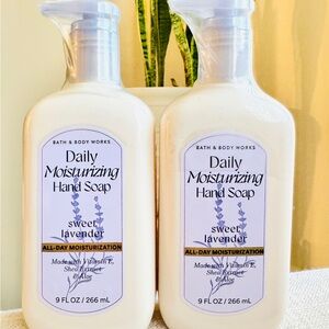 Bath & Body Works Sweet Lavender Hand Soap - Cream